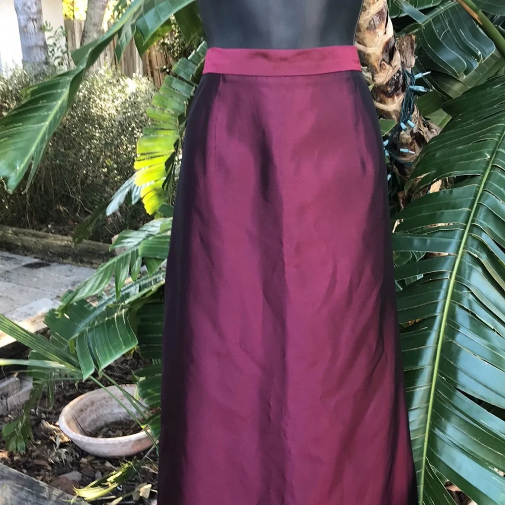JR nights by Caliendo satin maxi skirt